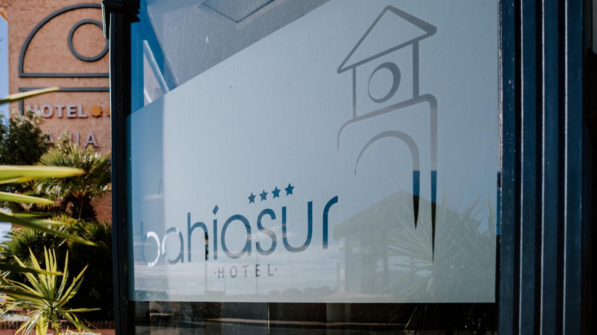 Hotel Bahia Sur Сан Фернандо Экстерьер фото