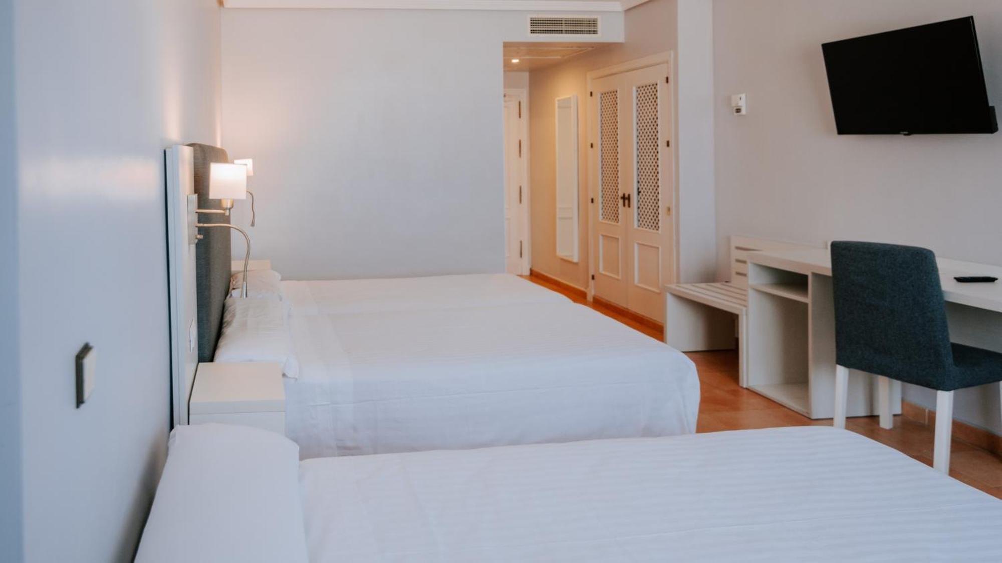 Hotel Bahia Sur Сан Фернандо Экстерьер фото